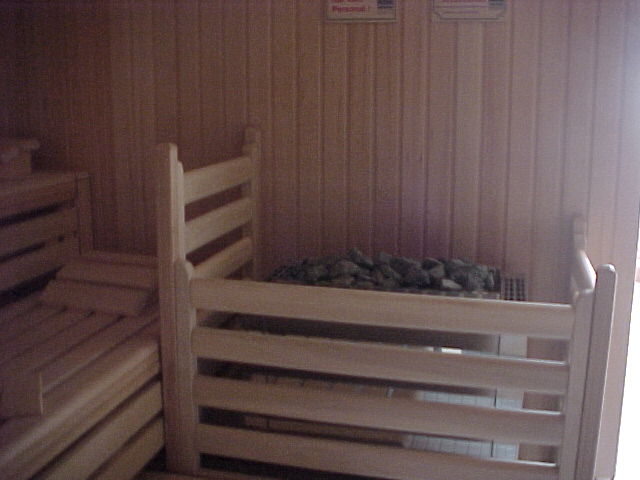 Koll Sauna mit Kolldarium Kolltrol und Koll Vital Color Sonne Dampfbad Solarium ++  Koll Saunareferenz Wellnesscamp D�ne 6 Ostseeheilbad Zingst n�he R�gen  Mecklenburg Vorpommern ehemalige DDR pr�sentiert von Koll Saunabau dem Saunahersteller f�r Berlin Brandenburg Ostdeutschland neue Bundesl�nder ++Herstellung in  Delbr�ck OWL NRW n�he Paderborn Westfalen